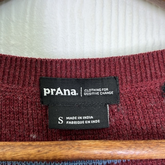 Prana - Milano Maroon Stripe Lightweight V Neck Waffle Sweater Size Small - Picture 9 of 11
